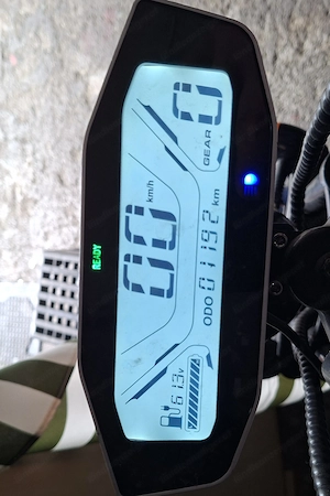 ElektroScooter mit Sitz und Beleuchtung Bild 5