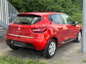 Renault Clio in Top Zustand  Bild 3