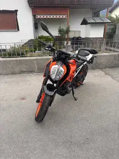 KTM Duke 390 zu verkaufen Bild 3