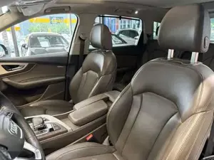 Audi Q7 Bild 19