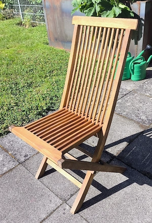 Gartenstuhl aus Teakholz 