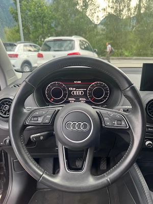 Audi Q2 quattro sport S-Tronic  AHK AppleCarPlay  Bild 10