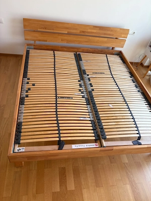 Doppelbett mit Lattenrost Bild 2