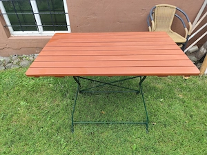 Gartentisch neuwertig