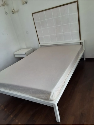 Weißes Bett 140 x 200 cm aus Stahlgedtell, pulverbeschichtet Bild 2