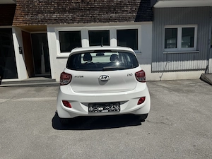 Hyundai i10 1.0 67 PS | 87.000 km | Klima | Scheckheft vollständig | TÜV  fach bereift Bild 6