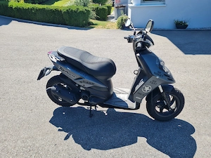 Piaggio Typhoon: 2 Takt Motor (2012) Bild 7