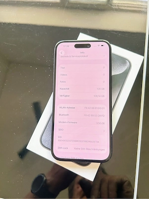 iPhone 15 schwarz Bild 4