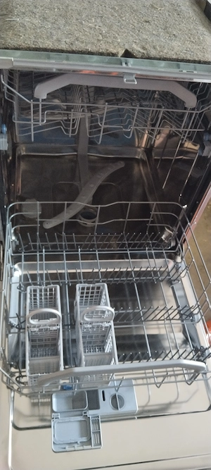Einbau Spülmaschine von Hotpoint  Bild 4