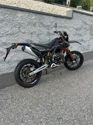 Rieju MRT 50 All Black Bild 2