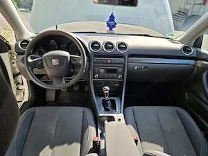 Seat Exeo ST 2.0 TDI 88kW Öamtc Pickerl 02 2027 (Audi A4 B8) Bild 6