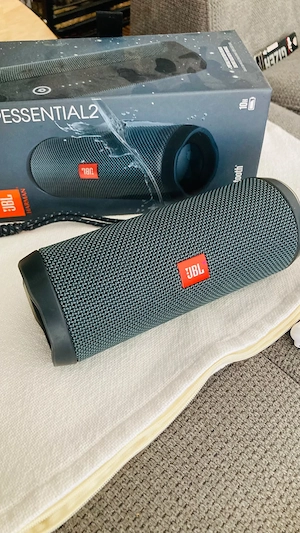 JBL Essential 2 zu verkaufen Bild 2