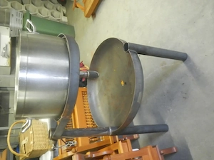 Holzkohlengriller Bild 2