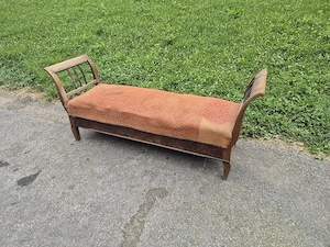 antikes Sofa Bild 4