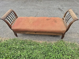 antikes Sofa Bild 2