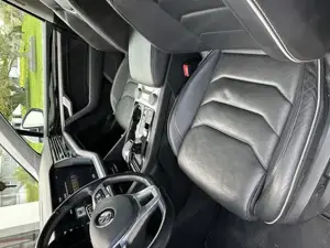 VW Touareg in weiß - super Zustand Bild 4