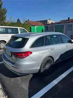 Mercedes C200 W206 Kombi Automatik Bild 3