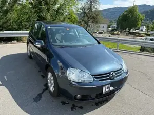 VW Golf 5   Top Zustand   Frisch vorgeführt   Automatik Bild 3