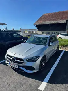 Mercedes C200 W206 Kombi Automatik Bild 2