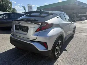 Toyota C-HR Bild 11