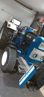 Traktor Ford 3000 Bild 9