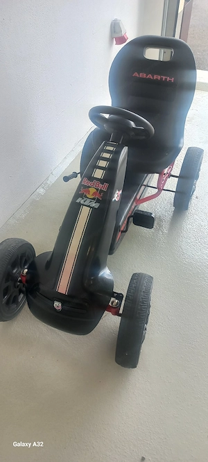Abarth Kinder Tret Go Kart Bild 5