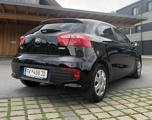 KIA Rio Erstbesitz. Komplette Historie Rechnungen. Jeder Service bei Kia erst 86.000 KM Bild 5