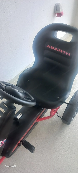 Abarth Kinder Tret Go Kart Bild 4