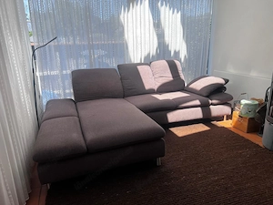 Gut erhaltenes Sofa mit Loung 280x190 zu verschenken. Bis Montag abzuholen  Bild 3