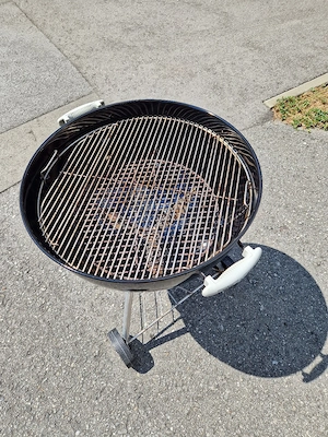 Weber Holzkohlegrill Bild 5