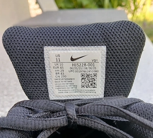 NIKE Sneaker, Größe 45, Farbe:schwarz Bild 4