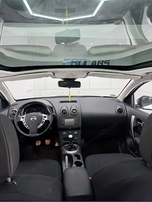 Nissan Qashqai+2 zu verkaufen Bild 2