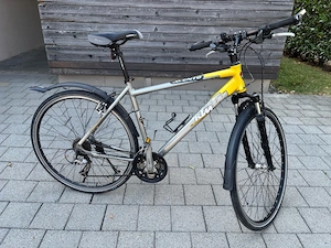 KTM Avento Trekkingbike   Citybike mit 24 Gängen Bild 2