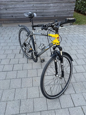 KTM Avento Trekkingbike   Citybike mit 24 Gängen Bild 3