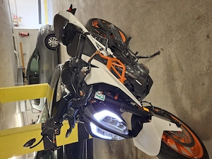 Ktm Duke 390 top Zustand  Bild 2