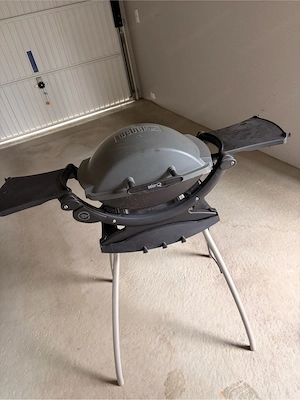 Weber Q 1400 Elektrogrill mit Standfuß & Seitentischen Bild 3