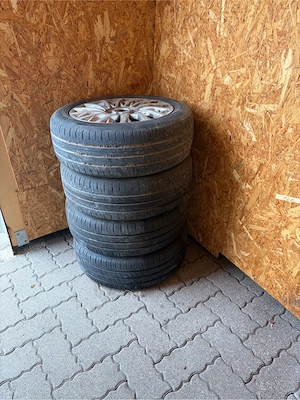 Alufelgen mit Sommerreifen Bild 2