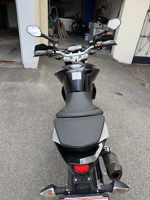 KTM DUKE 690 Bild 4