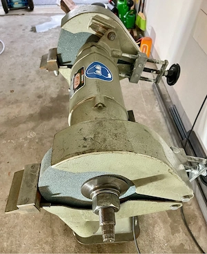 VITAX Doppelschleifbock Typ V   mit zwei neuen Schleifsteinen Bild 5