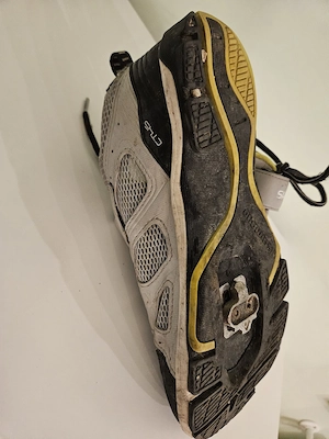 Shimano Fahrradschuhe mit Klickpedal-System