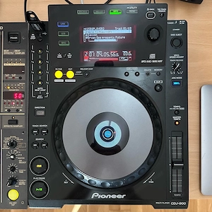 Pioneer DJ Setup Bild 2
