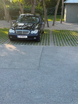 Mercedes-Benz C 200 CDI  Bild 8