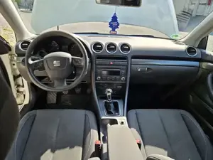 Seat Exeo ST 2.0 TDI 88kW Öamtc Pickerl 02 2027 (Audi A4 B8) Bild 7