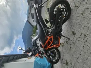 Ktm Duke 125- Top Zustand  Bild 5
