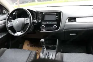 Mitsubishi Outlander Bild 12