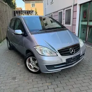 Mercedes A160 | Benziner | Baujahr 2011 | Neues Pickerl | Serviceheft