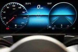 Mercedes-Benz GLB 200 d 4MATIC Night KAM ParkAss. SpurH Navi Bild 5