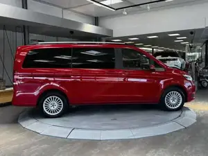 Mercedes-Benz V 220 Bild 8