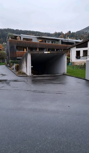 Tiefgaragenstellplaz zu vermieten Bild 2