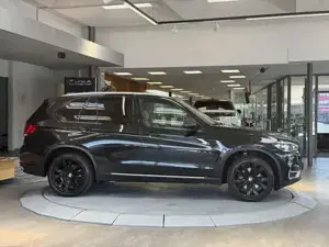 BMW X5 Bild 8